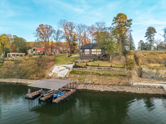 LAKE HAMILTON LUXURY HOME ABSOLUTE AUCTION – HOT SPRINGS, AR