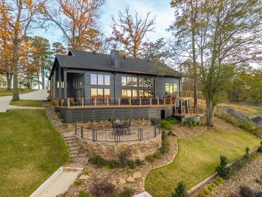 LAKE HAMILTON LUXURY HOME ABSOLUTE AUCTION – HOT SPRINGS, AR