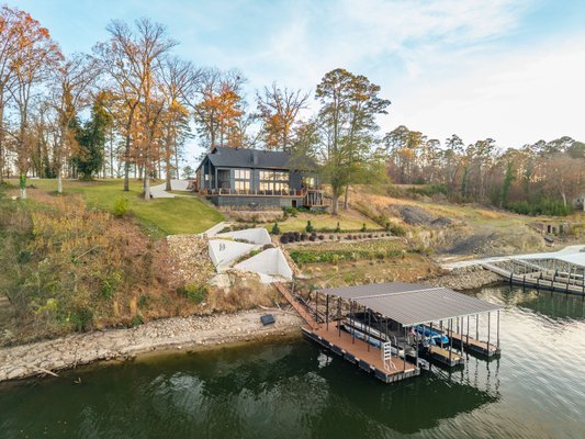 LAKE HAMILTON LUXURY HOME ABSOLUTE AUCTION – HOT SPRINGS, AR