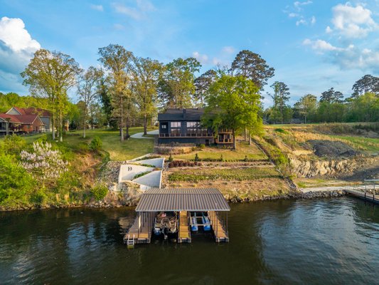 LAKE HAMILTON LUXURY HOME ABSOLUTE AUCTION – HOT SPRINGS, AR