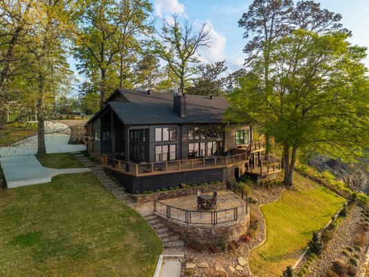 LAKE HAMILTON LUXURY HOME ABSOLUTE AUCTION – HOT SPRINGS, AR