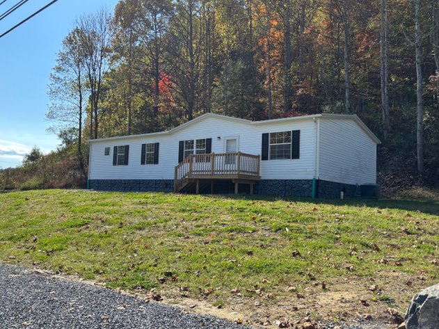 17212 JEB STUART HIGHWAY  ABINGDON, VA 24211