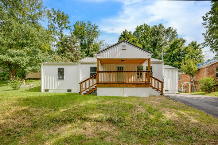 107 DEPOT STREET  JONESBOROUGH, TN 37659