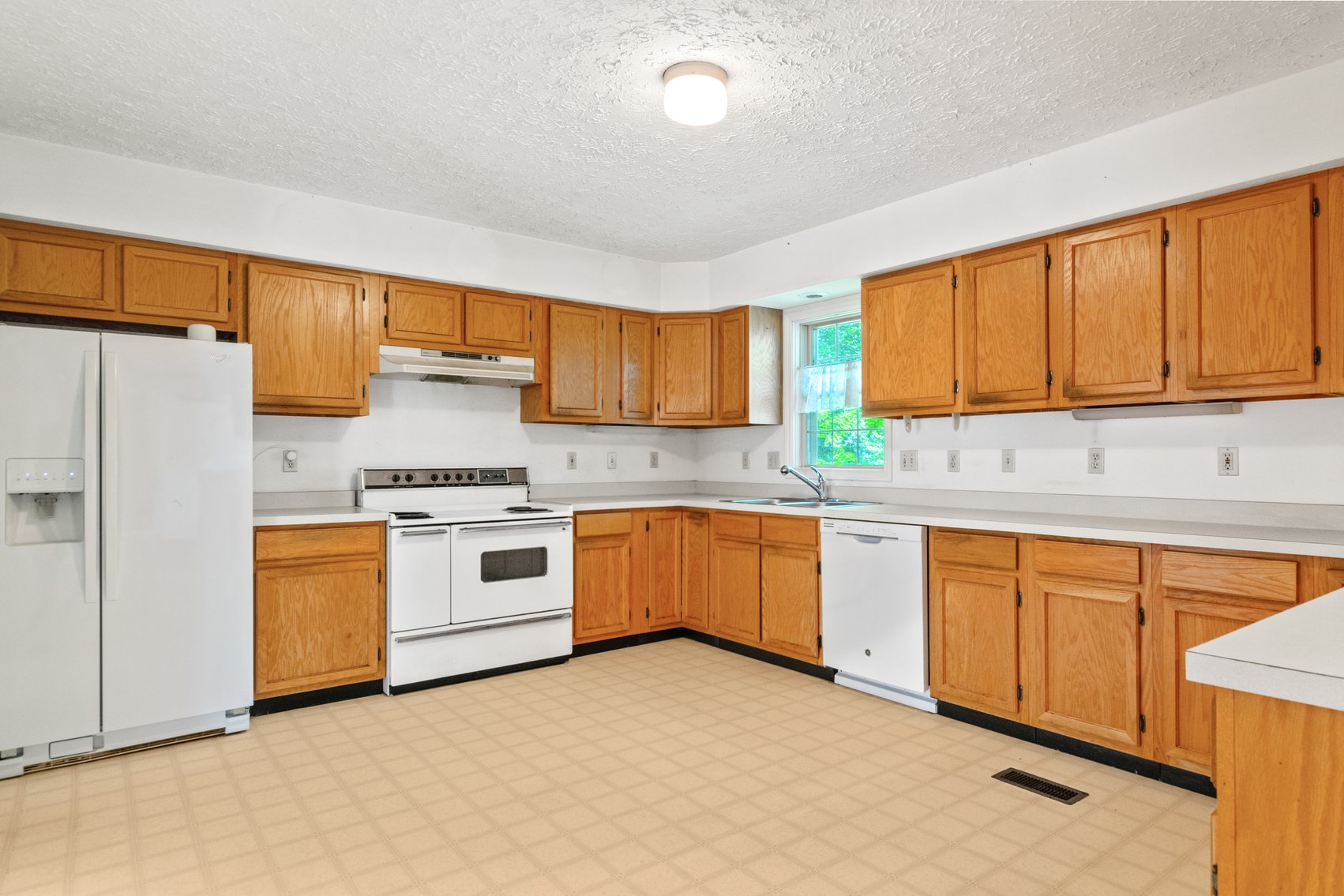 Image for Online and In Person Real Estate: 5308 Howery Road, Dublin, VA 24084