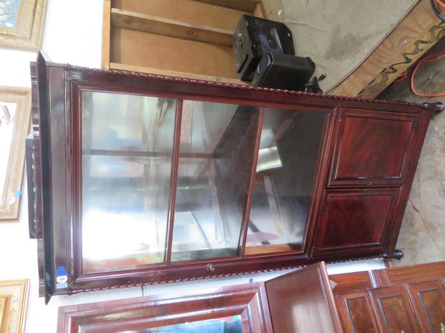 Image for Antique and Collectible Sale