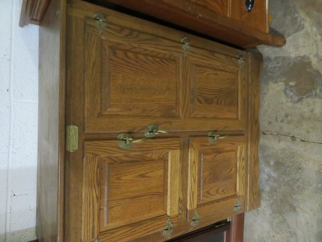 Image for Great Mid-Week Antique and Collectible Sale!