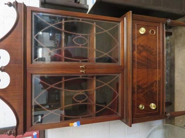 Image for Great Mid-Week Antique and Collectible Sale!