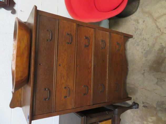 Image for Great Mid-Week Antique and Collectible Sale!