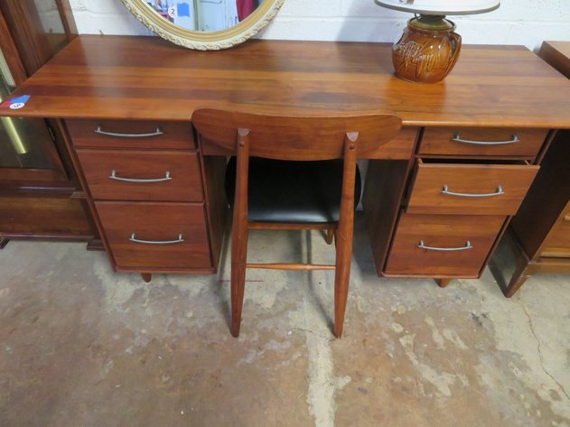 Image for Antique and Collectible Sale!