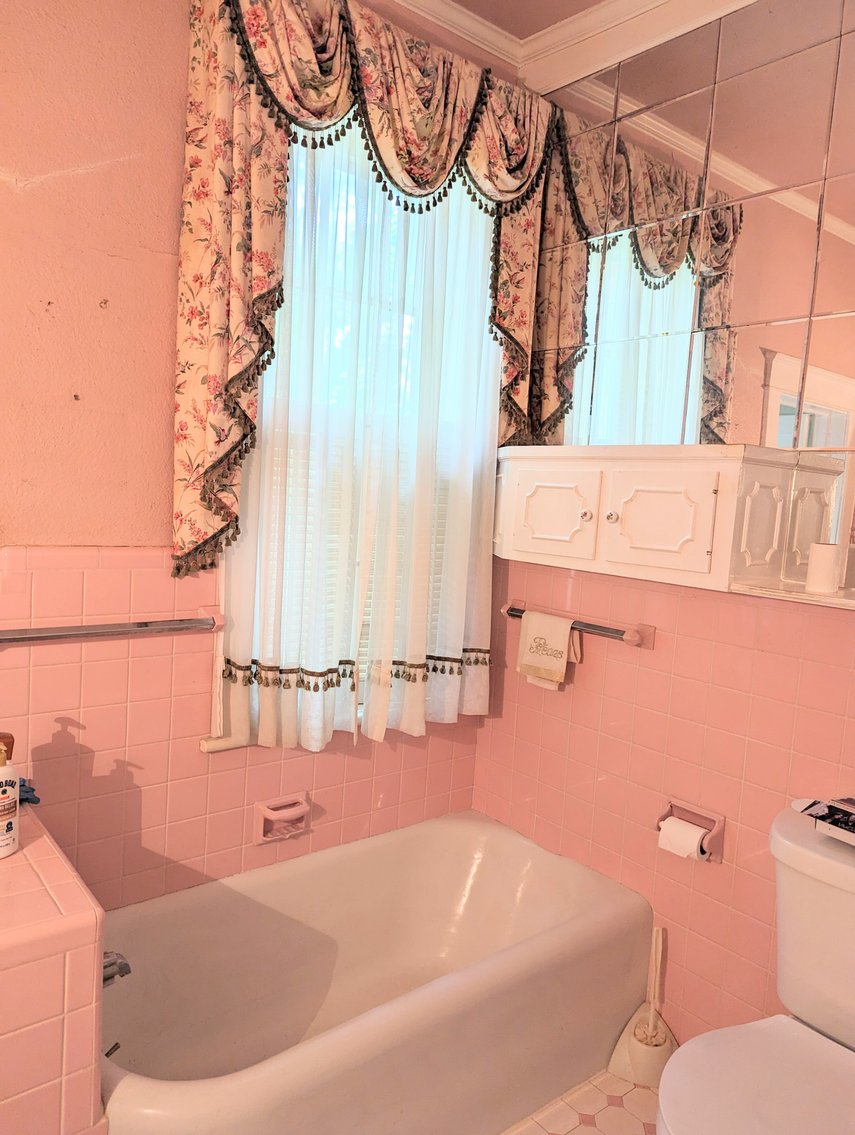 Image for Sold!!! $103,620 Real Estate Auction Lawrenceville, Va