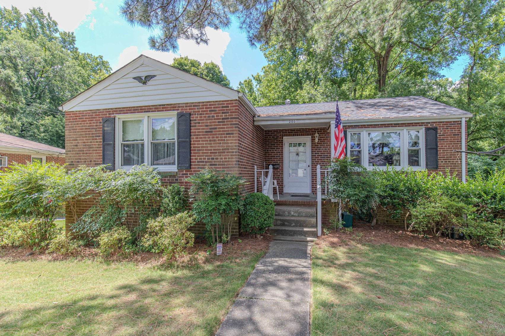 Image for Real Estate Auction | 205 Crestwood Dr., Colonial Heights VA 23834