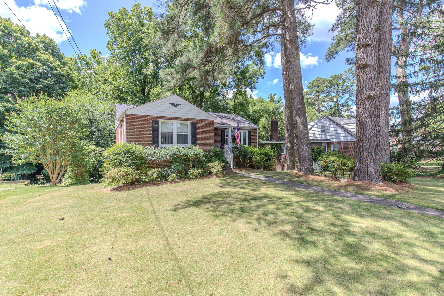 Image for Real Estate Auction | 205 Crestwood Dr., Colonial Heights VA 23834