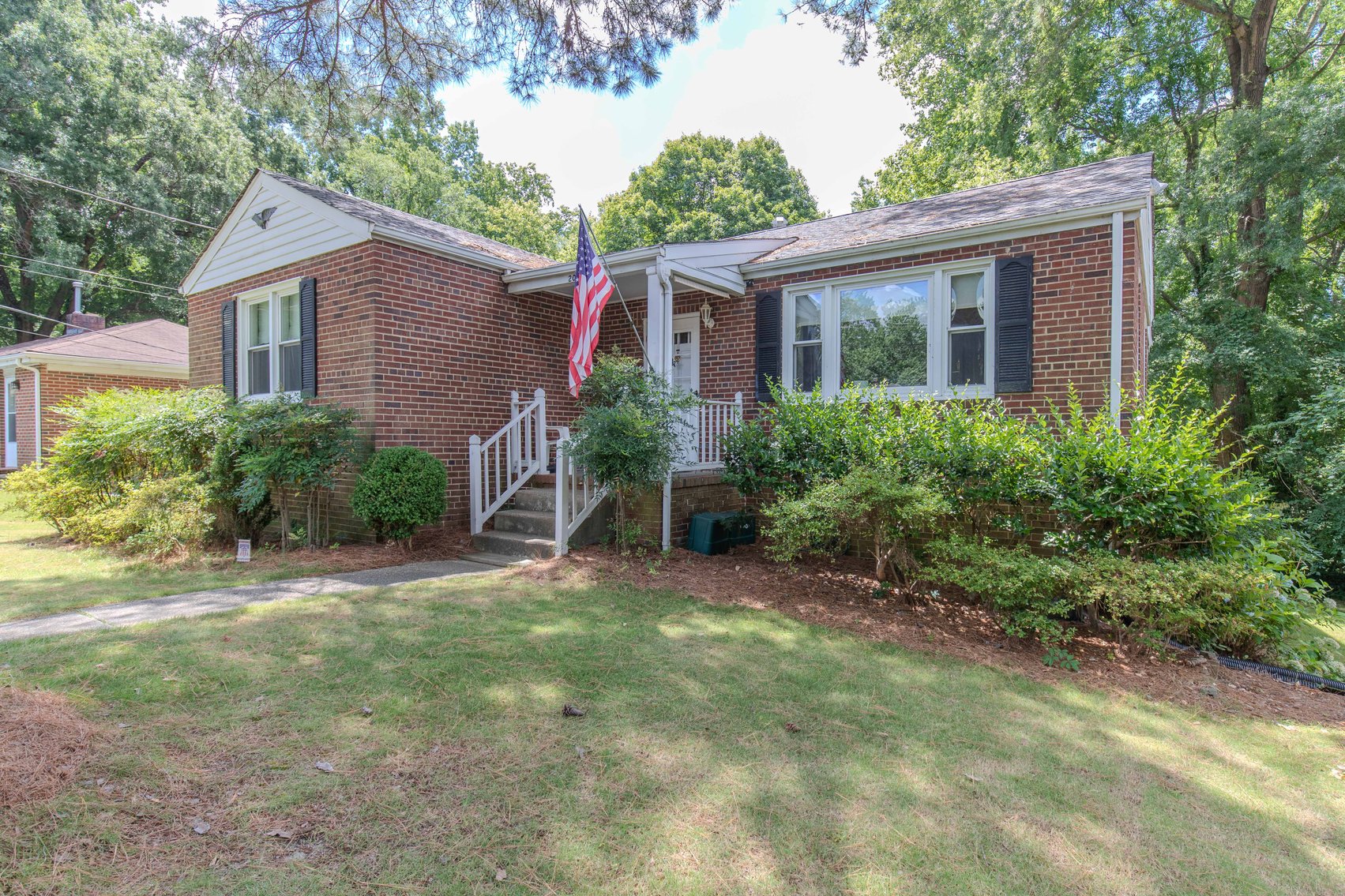 Image for Real Estate Auction | 205 Crestwood Dr., Colonial Heights VA 23834