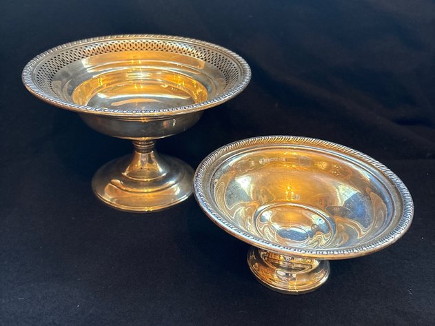 Image for 205 Crestwood Dr Selling Complete Contents of Home