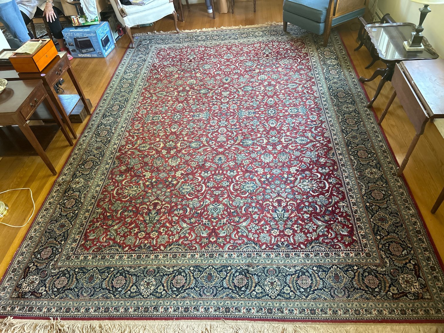 Image for 205 Crestwood Dr Selling Complete Contents of Home