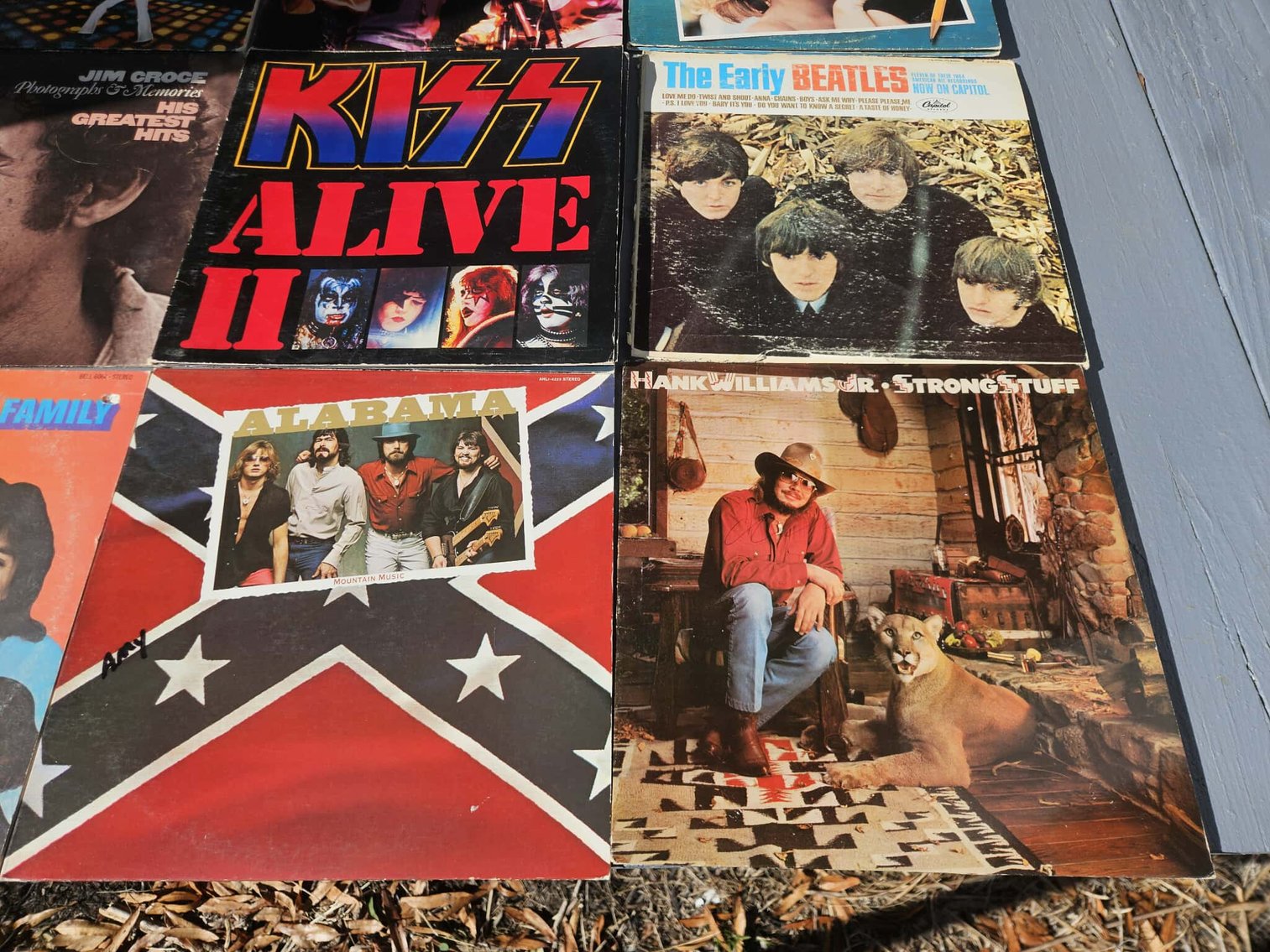 Image for Sold! Vinyl Vault 2: Rare Record & Signed Music Memorabilia Auction Results - $4,387 realized