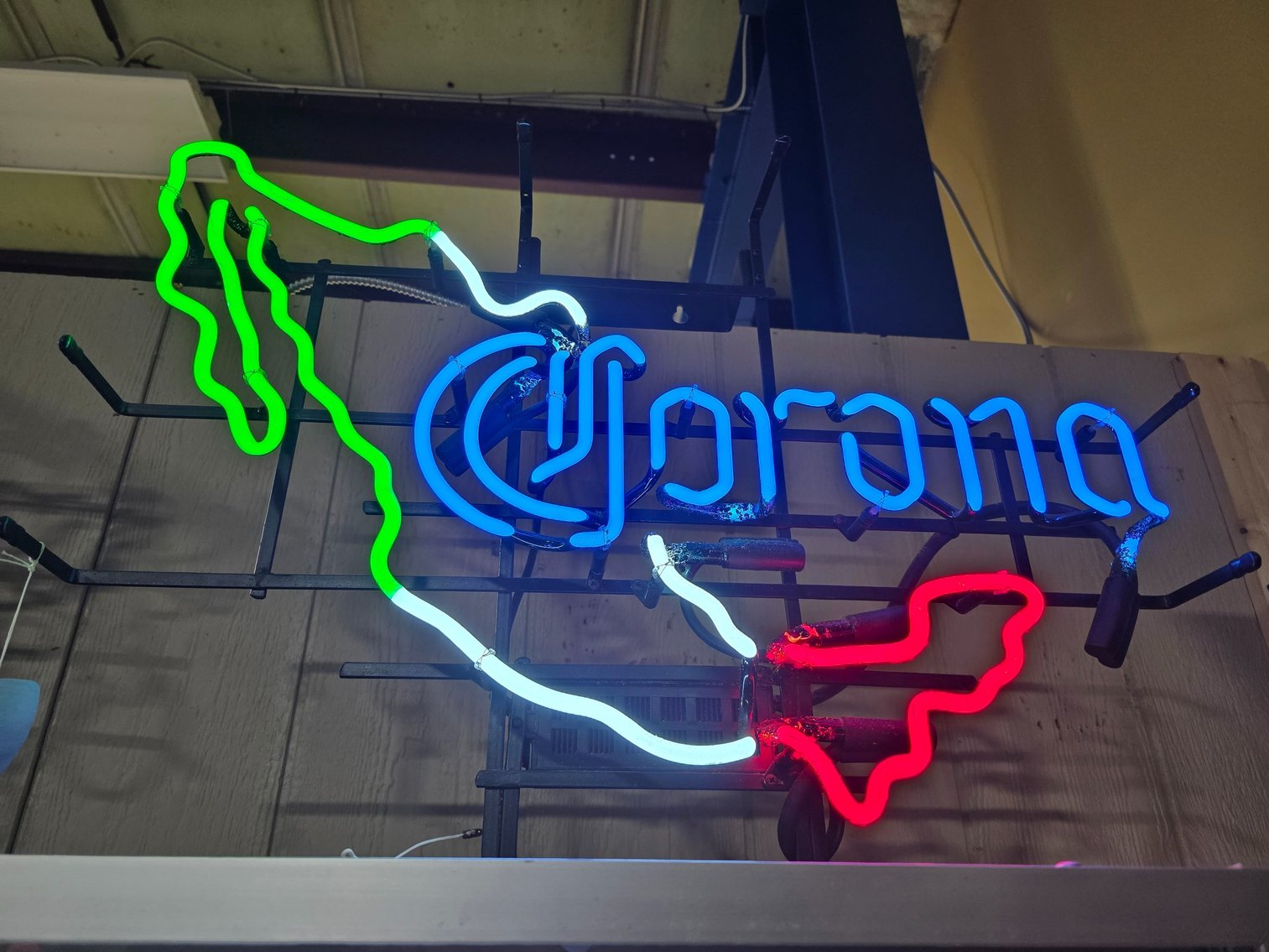 Image for SUCCESS: New Year’s Day LIVE Auction — An Annual Tradition