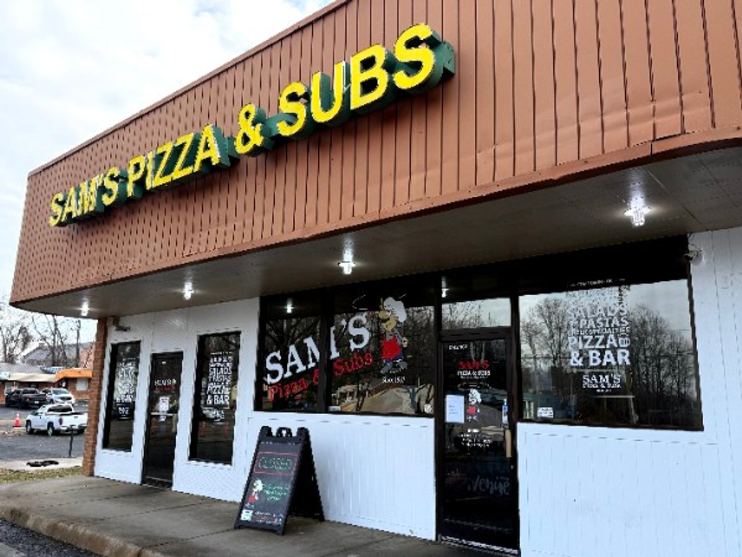 Image for Sam’s Pizza & Subs Restaurant Equipment Auction – Pizza Oven, Walk-In Freezer, Dough Mixer, Prep Stations & More | Stafford VA