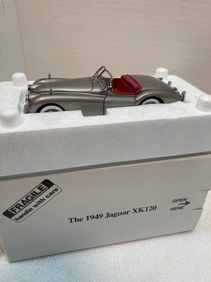 Image for Shinnston, WV – Model Cars from Franklin Mint, Danbury Mint, Ertl, and More!