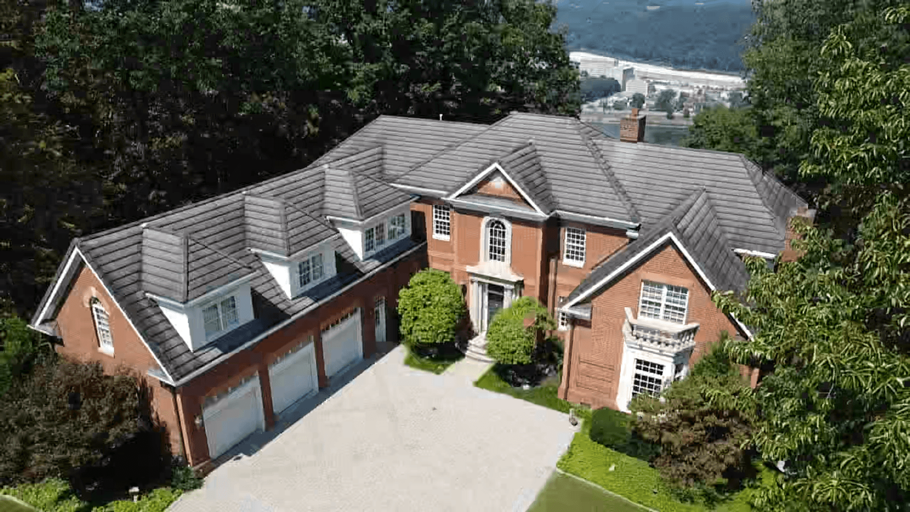 Image for SOLD $1,255,000 - 4 Bedroom Colonial Style Home