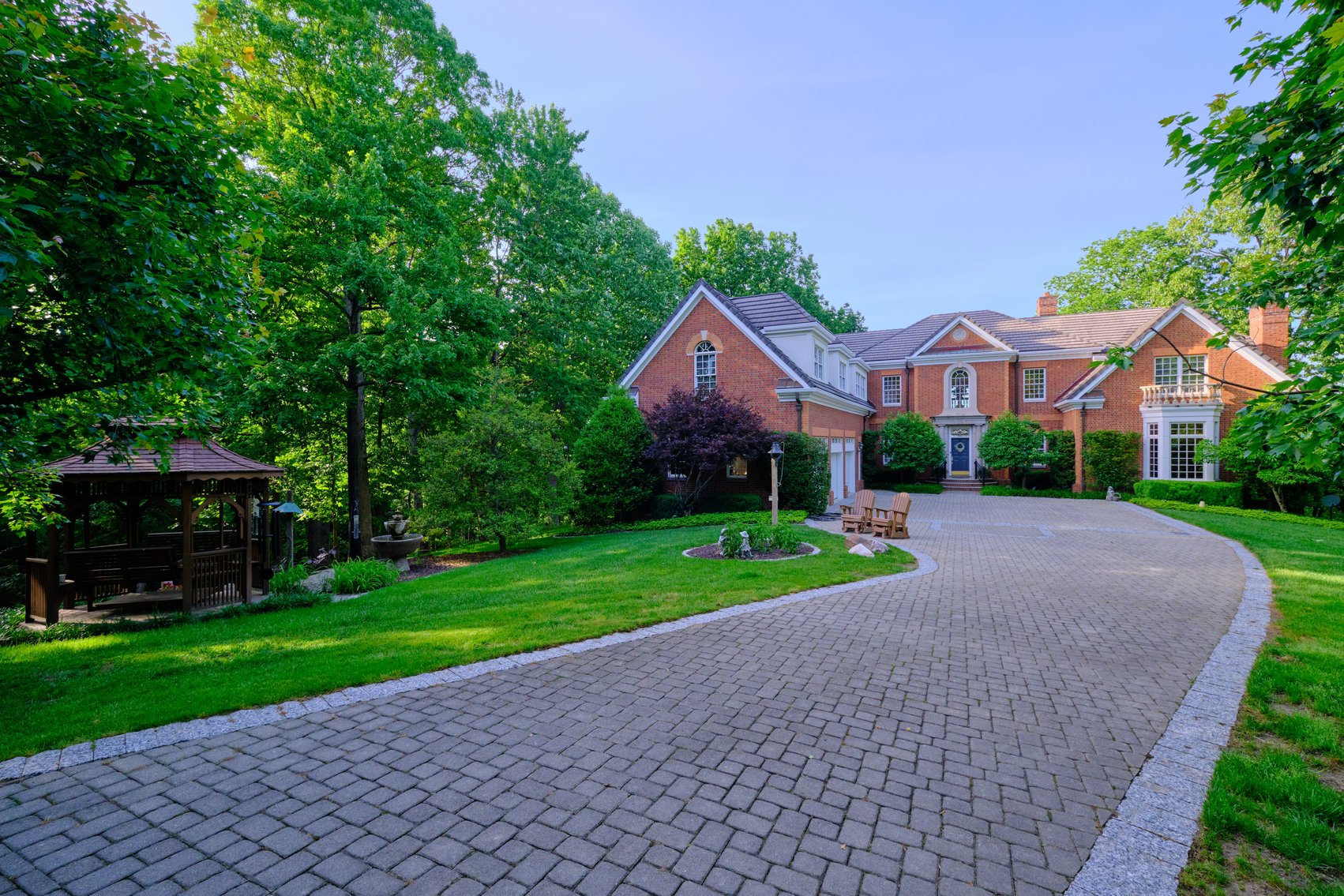 Image for SOLD $1,255,000 - 4 Bedroom Colonial Style Home