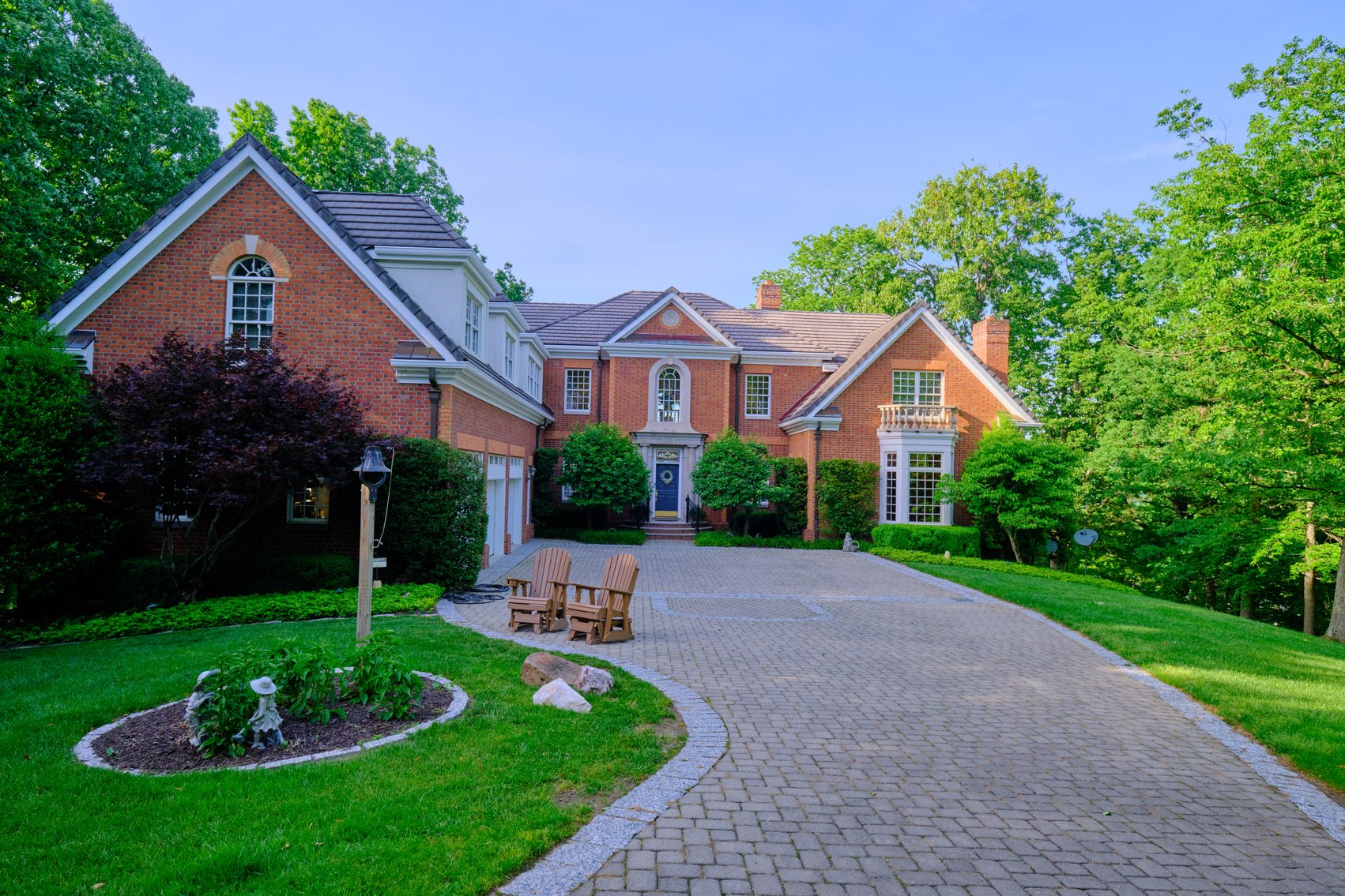 Image for SOLD $1,255,000 - 4 Bedroom Colonial Style Home