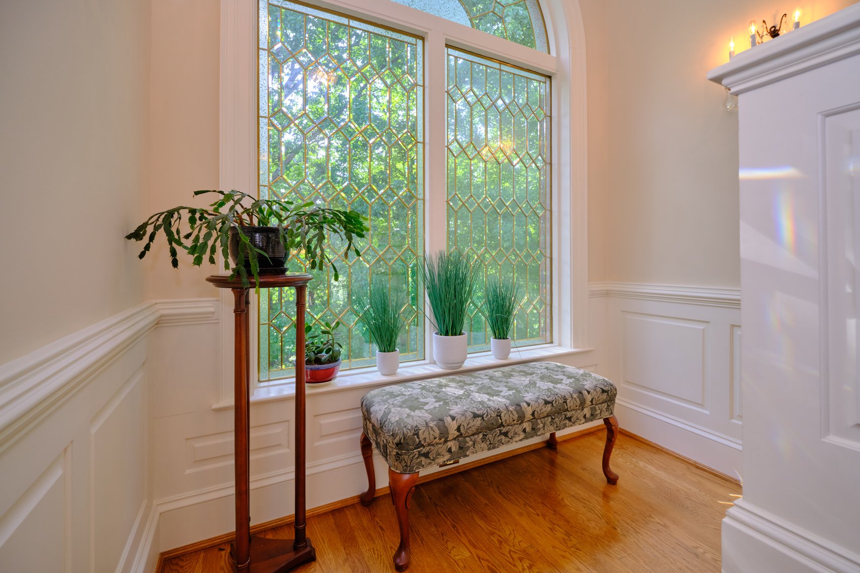 Image for SOLD $1,255,000 - 4 Bedroom Colonial Style Home