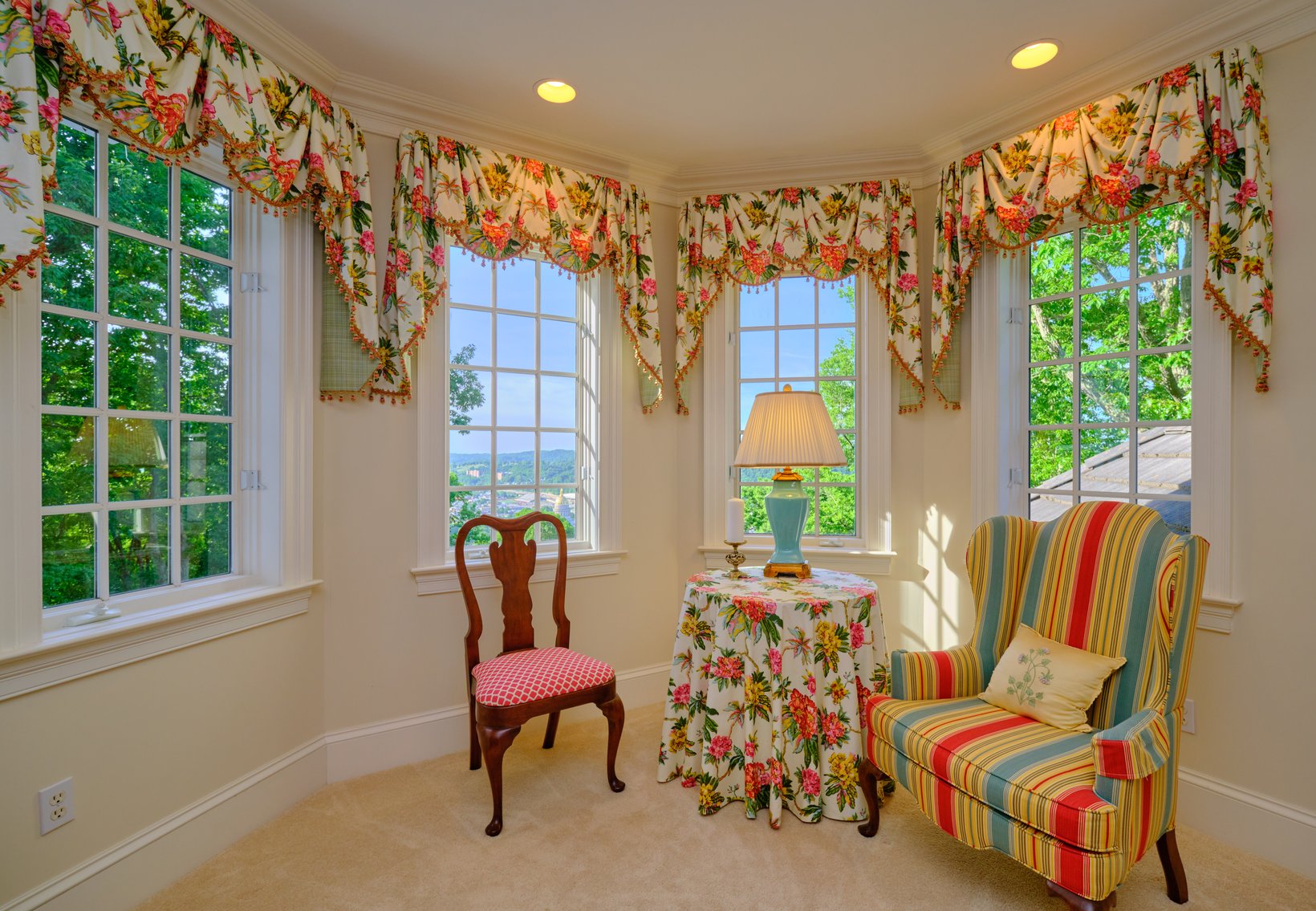 Image for SOLD $1,255,000 - 4 Bedroom Colonial Style Home