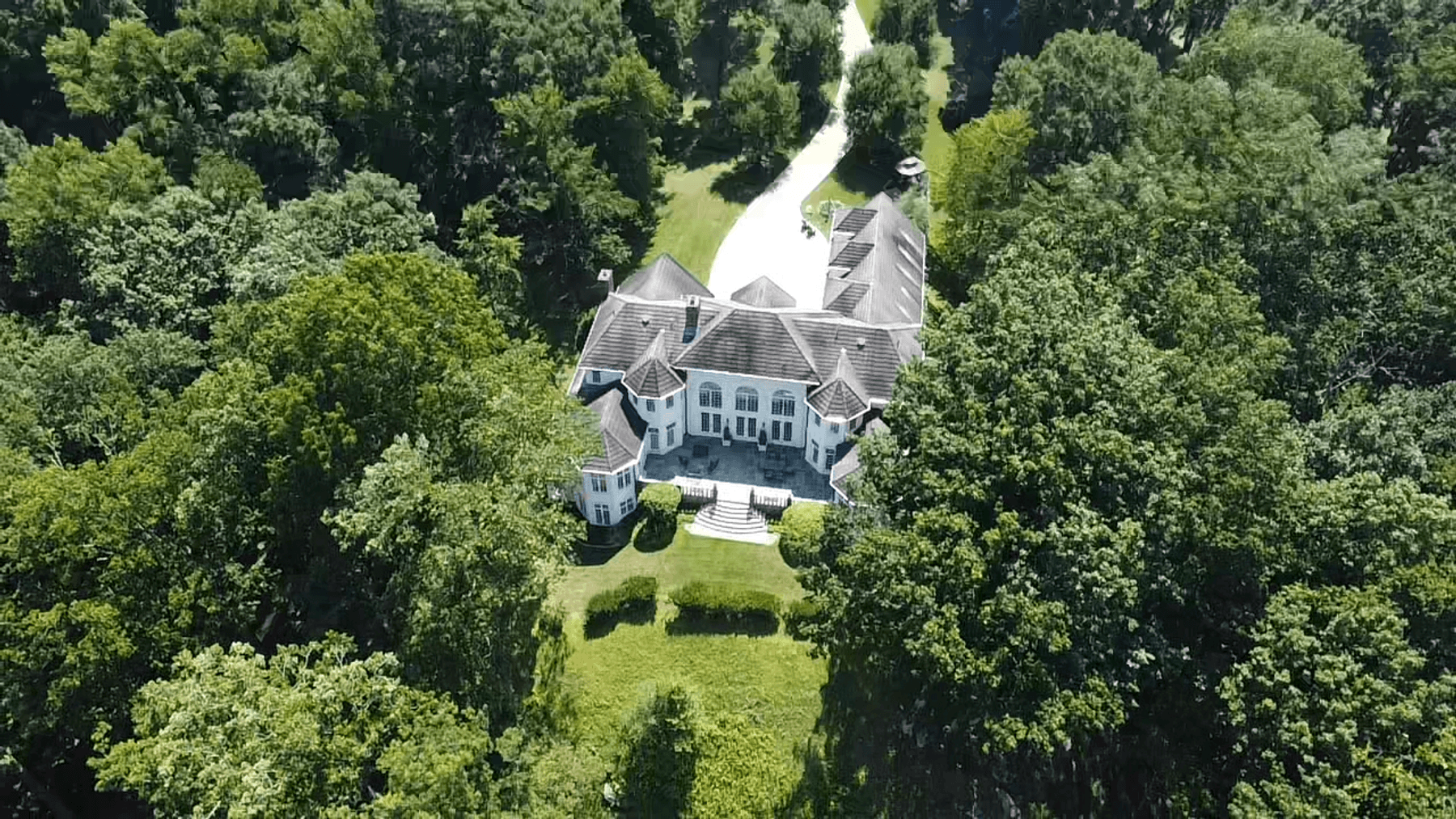 Image for SOLD $1,255,000 - 4 Bedroom Colonial Style Home