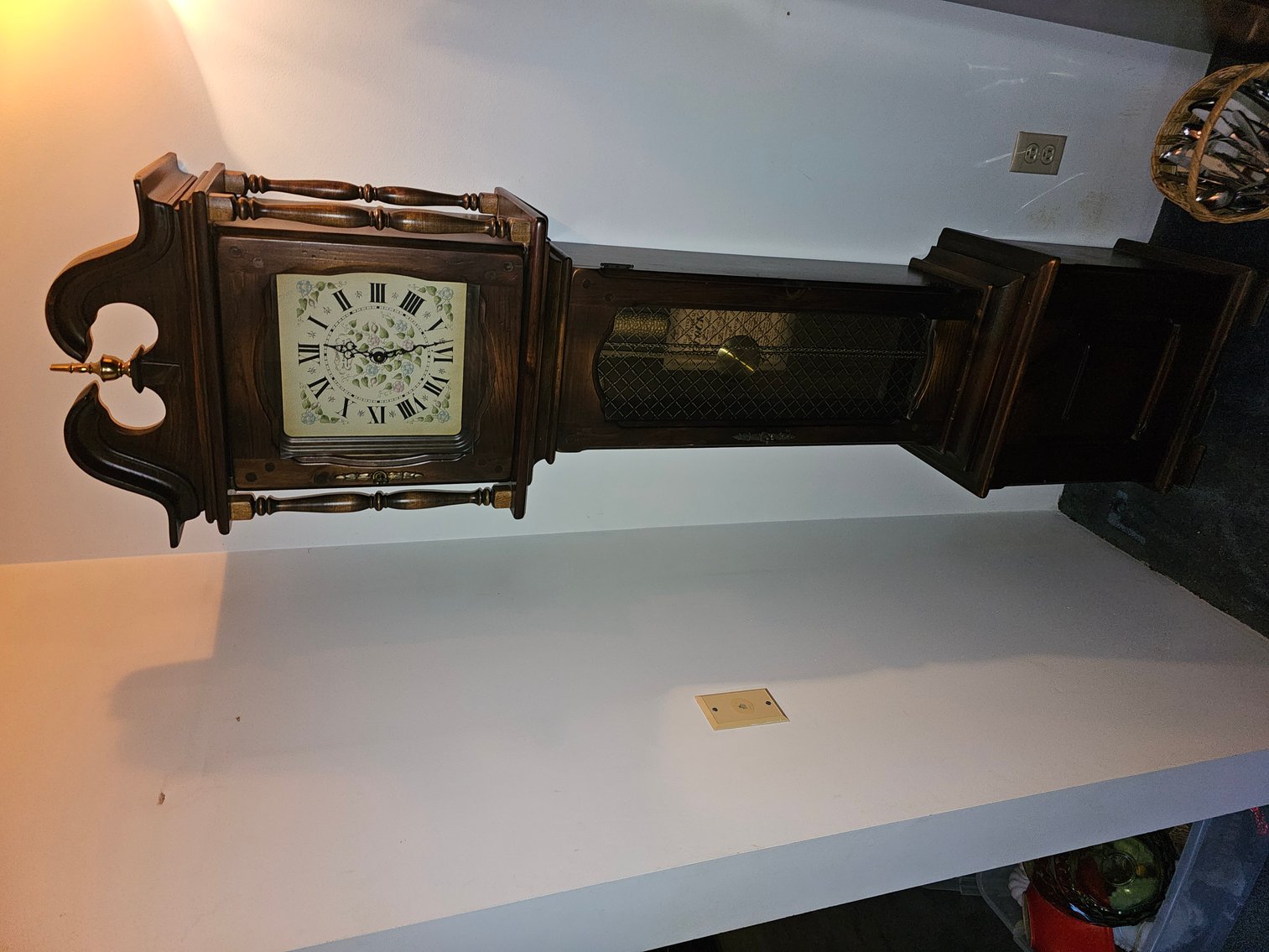 Image for Van, WV - Tools, Furniture, Toys, Vintage Items, Collectables, Artwork, and More!