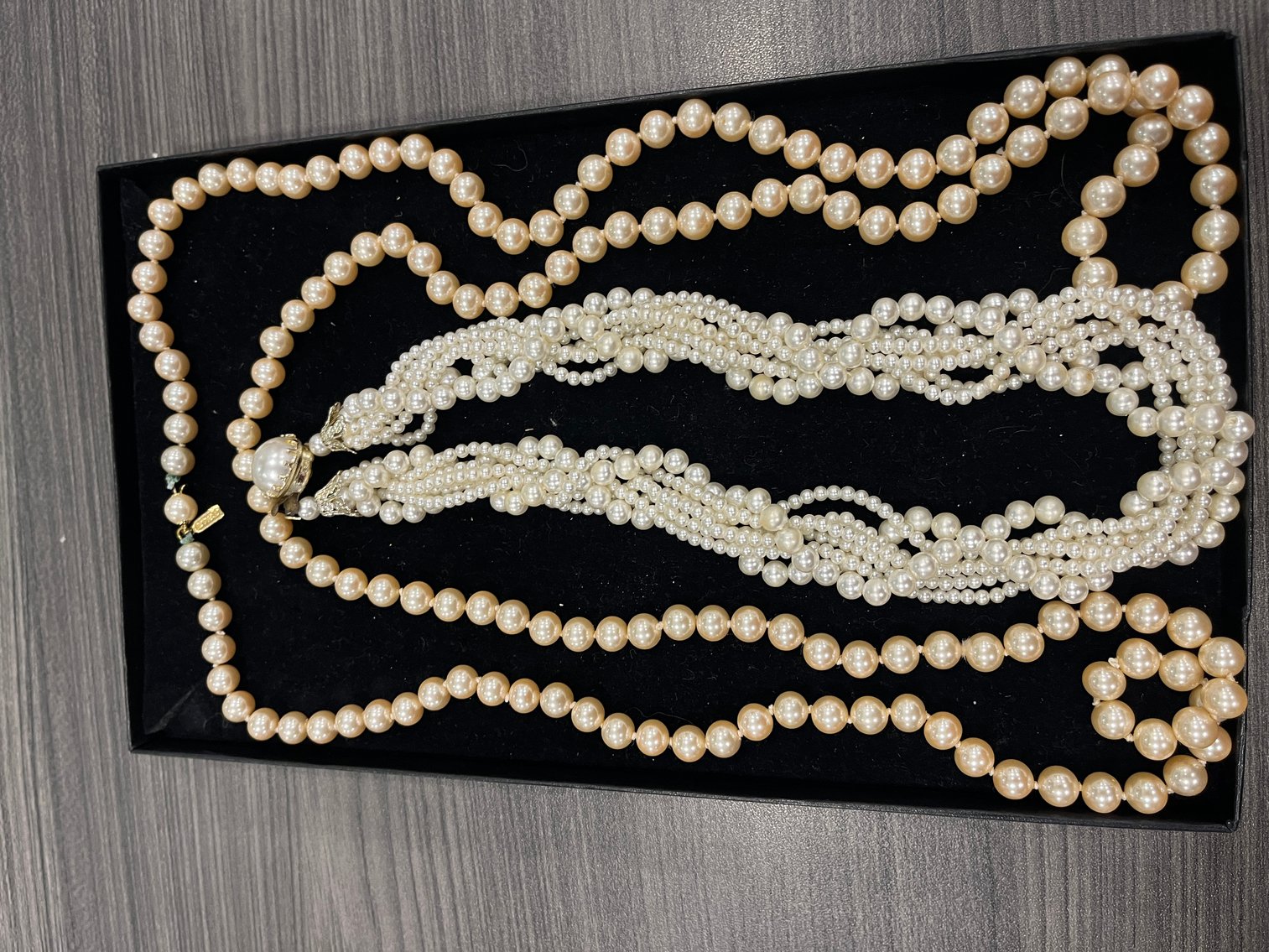 Image for St Albans, WV - Jewelry, Coins, Knives, and More!