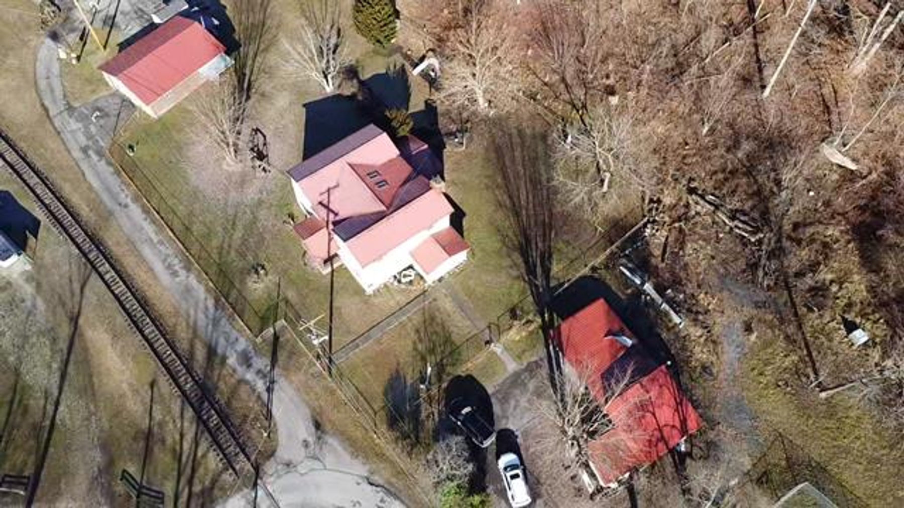 Image for Move-in Ready 4 Bedroom plus Additional 3 Bedroom