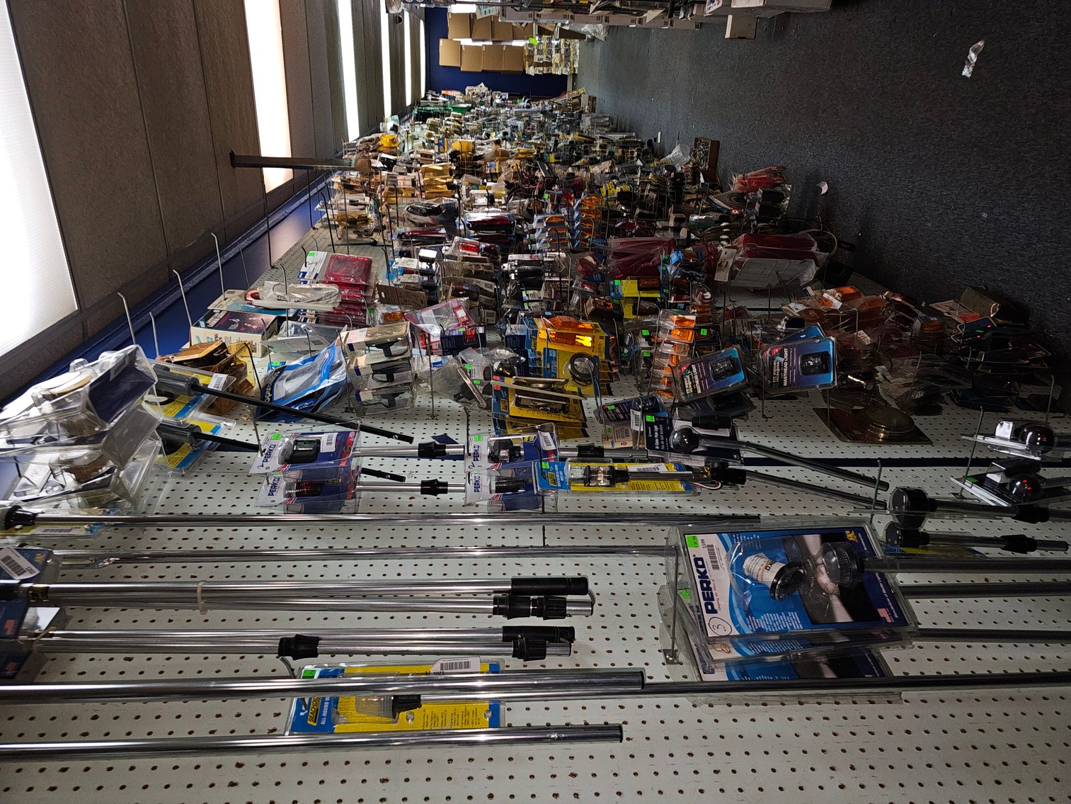 Image for St Albans, WV – Day 1 of 6! West Virginia Marine Supply Co. Liquidation Auction!