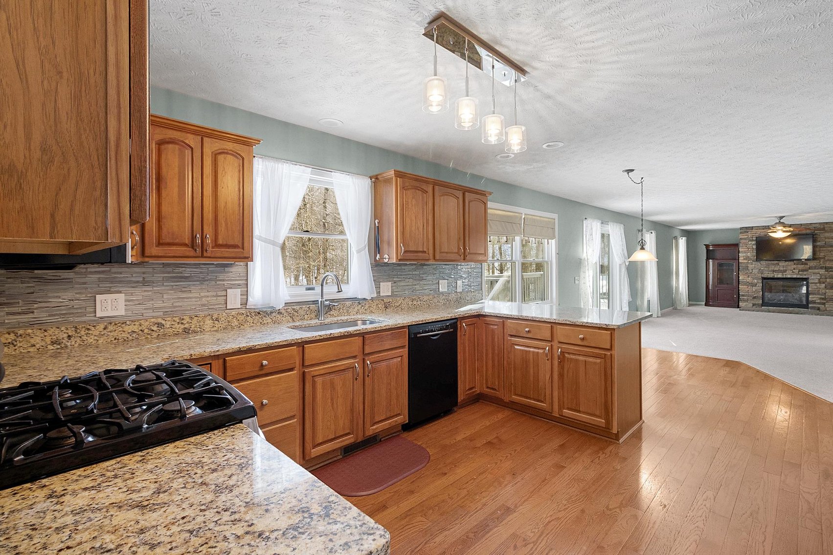 Image for SOLD $522,500 - Beautiful 4 Bedroom in Halleck Estates