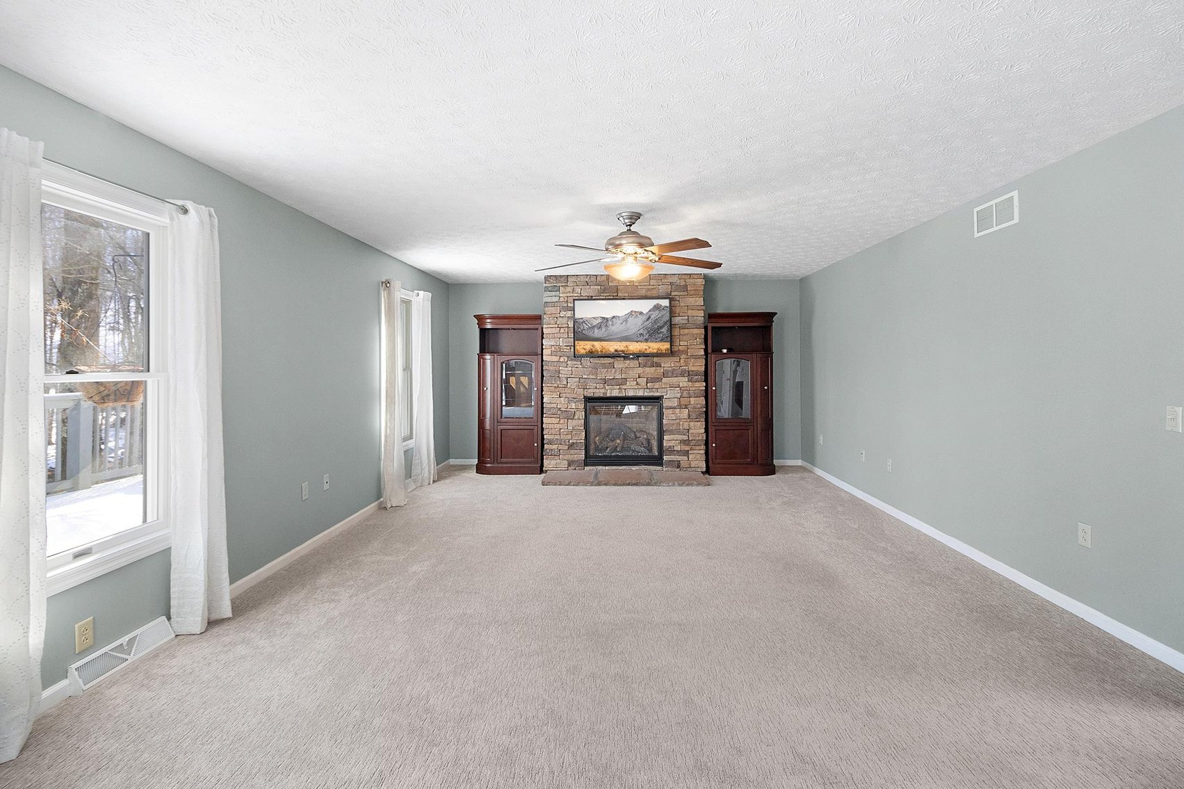 Image for SOLD $522,500 - Beautiful 4 Bedroom in Halleck Estates