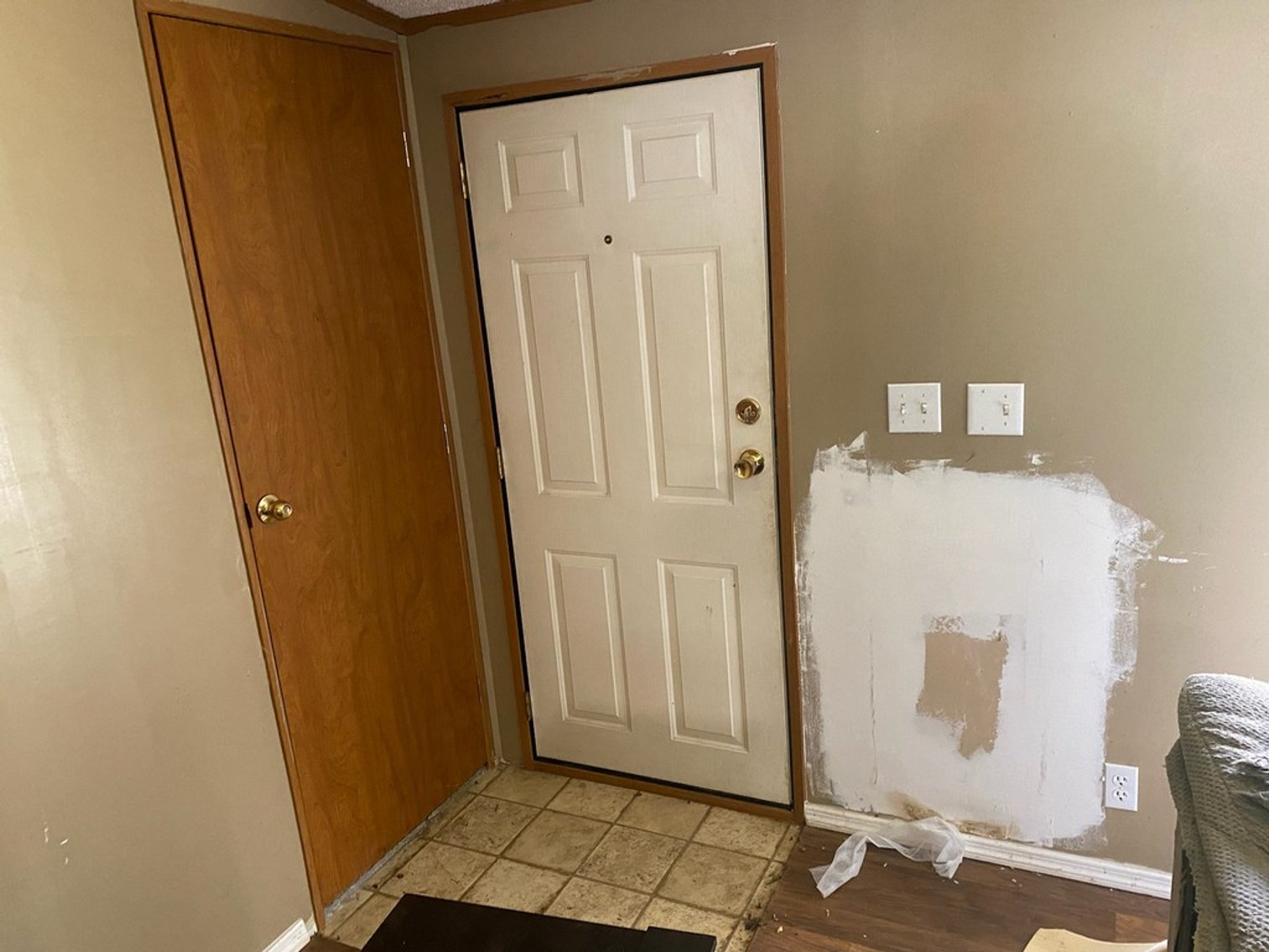 Image for Scarbro, WV – 1994 Double Wide 3BR Mobile Home – Sells to the Highest Bidder!