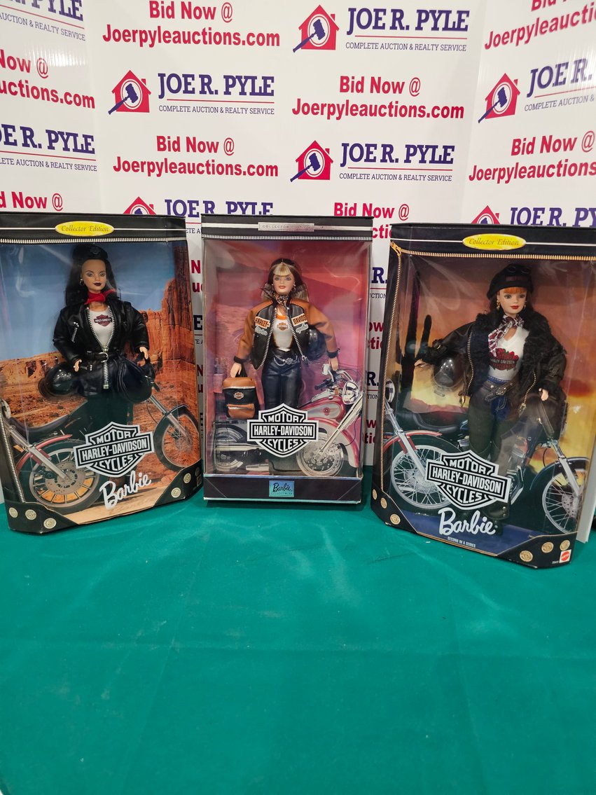 Image for St. Albans, WV: Huge Star Wars Collection, Power Ranger, Super Heros, Barbies, Rare Silver Bullion, Specialty Coins, Jewelry, Knives and More!