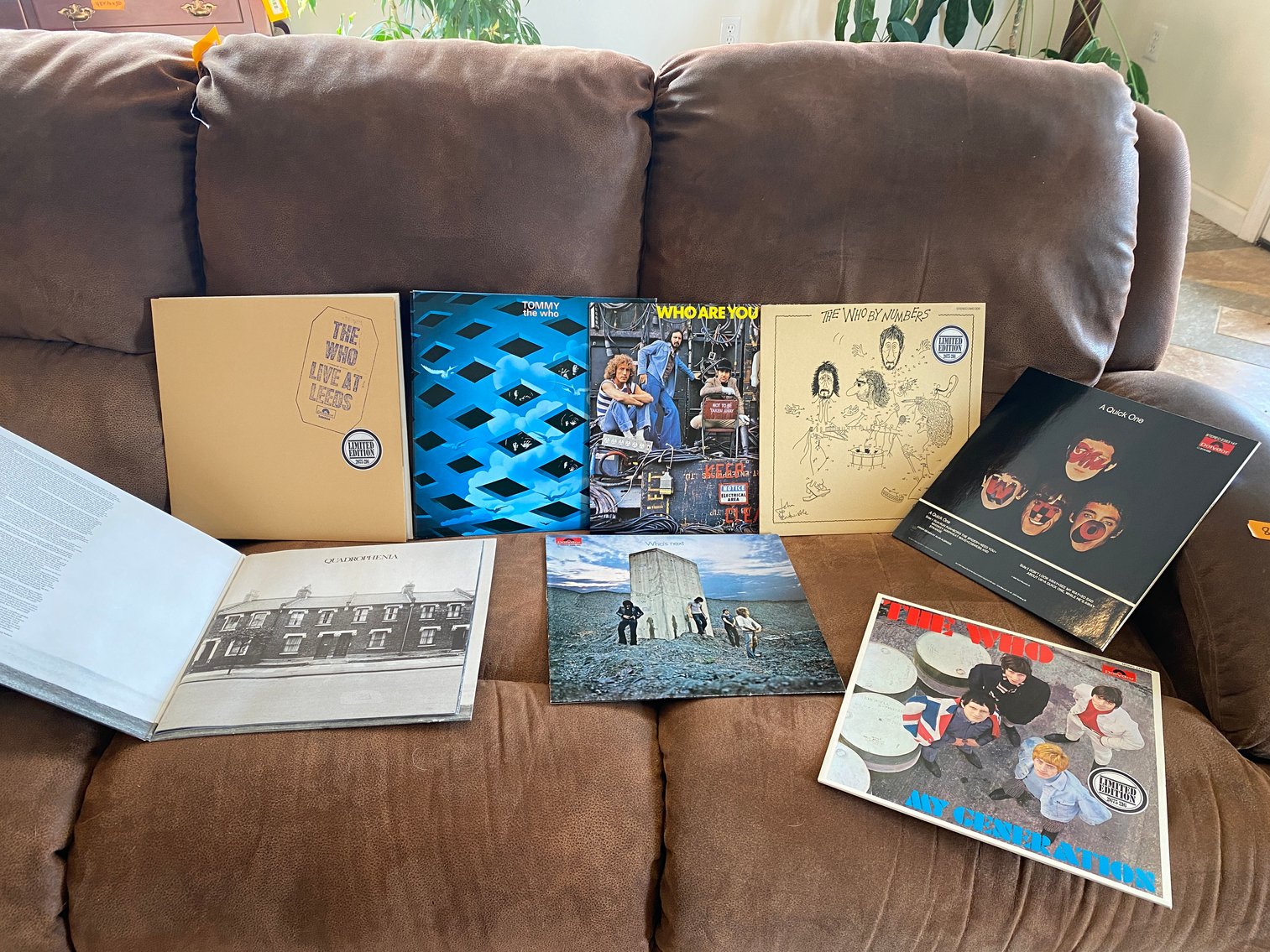 Image for Morgantown, WV – Backhoe Attachment, High Quality Furniture, Décor, Glassware, Tools, Sporting Items, and Much More