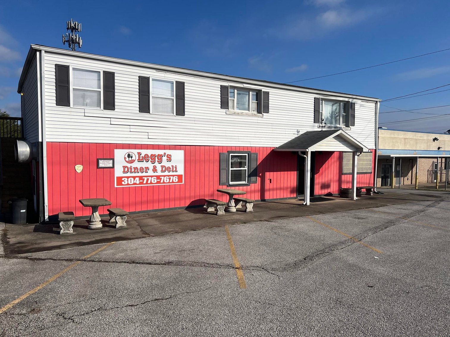 Image for SOLD $220,000 - Commercial Building with Two Apartments on a Major Thoroughfare