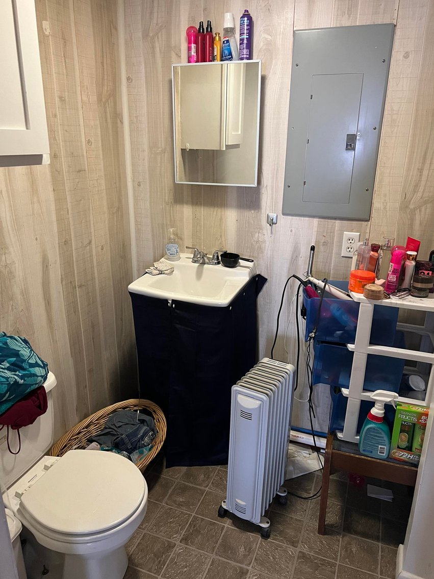 Image for SOLD $220,000 - Commercial Building with Two Apartments on a Major Thoroughfare