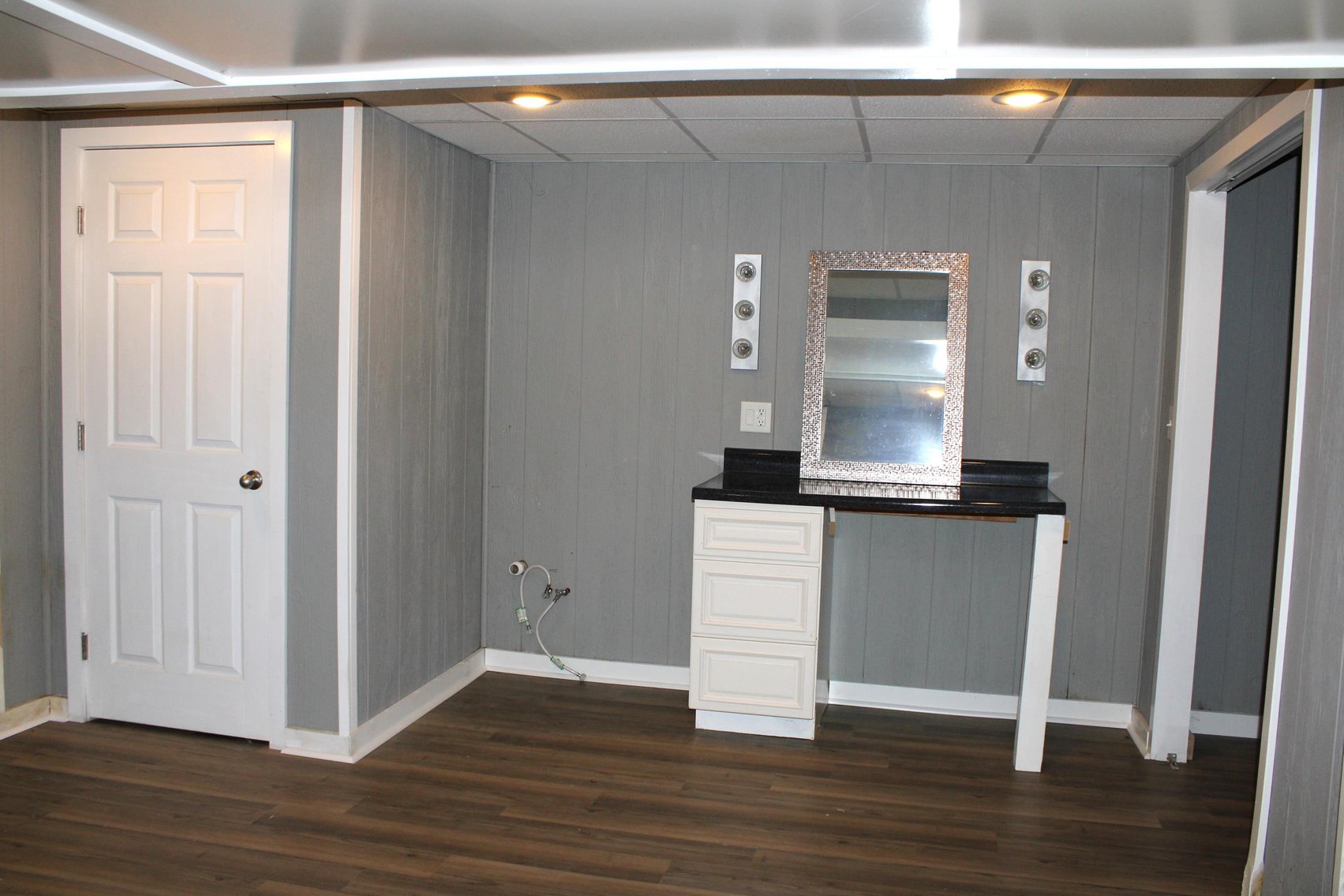 Image for SOLD $198,000 - 4 Bedroom in a Great Scott Depot Neighborhood