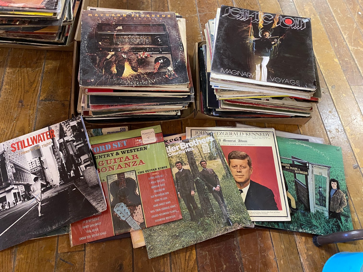 Image for Jane Lew, WV – Silver Coins, $1000 Bill, Comics, Record Albums, Sports Cards & Memorabilia