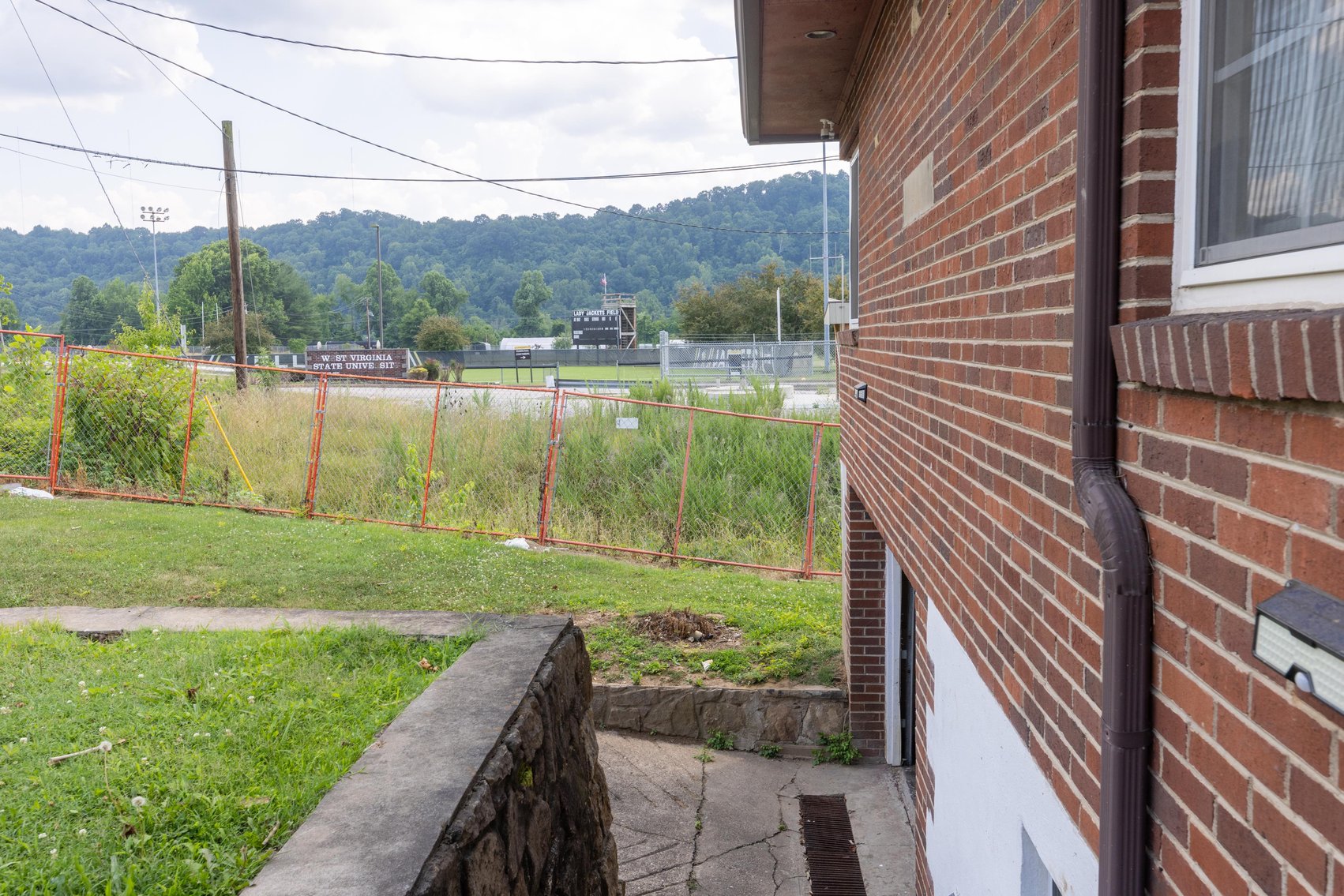 Image for SOLD $84,700 - 3 Bedroom Next to West Virginia State University