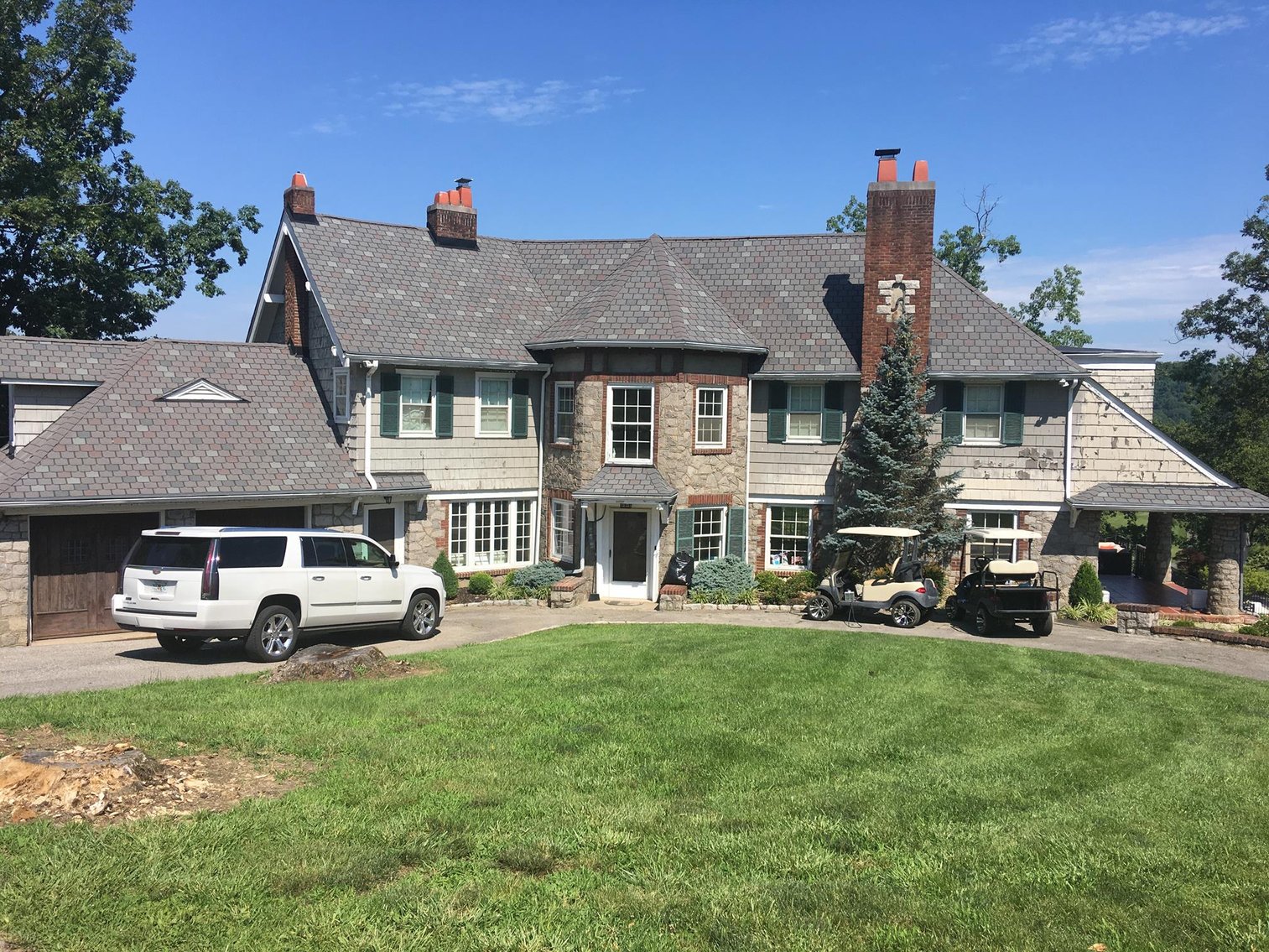 Image for SOLD $467,500 - 5 Bedroom House on Guyan Golf Course