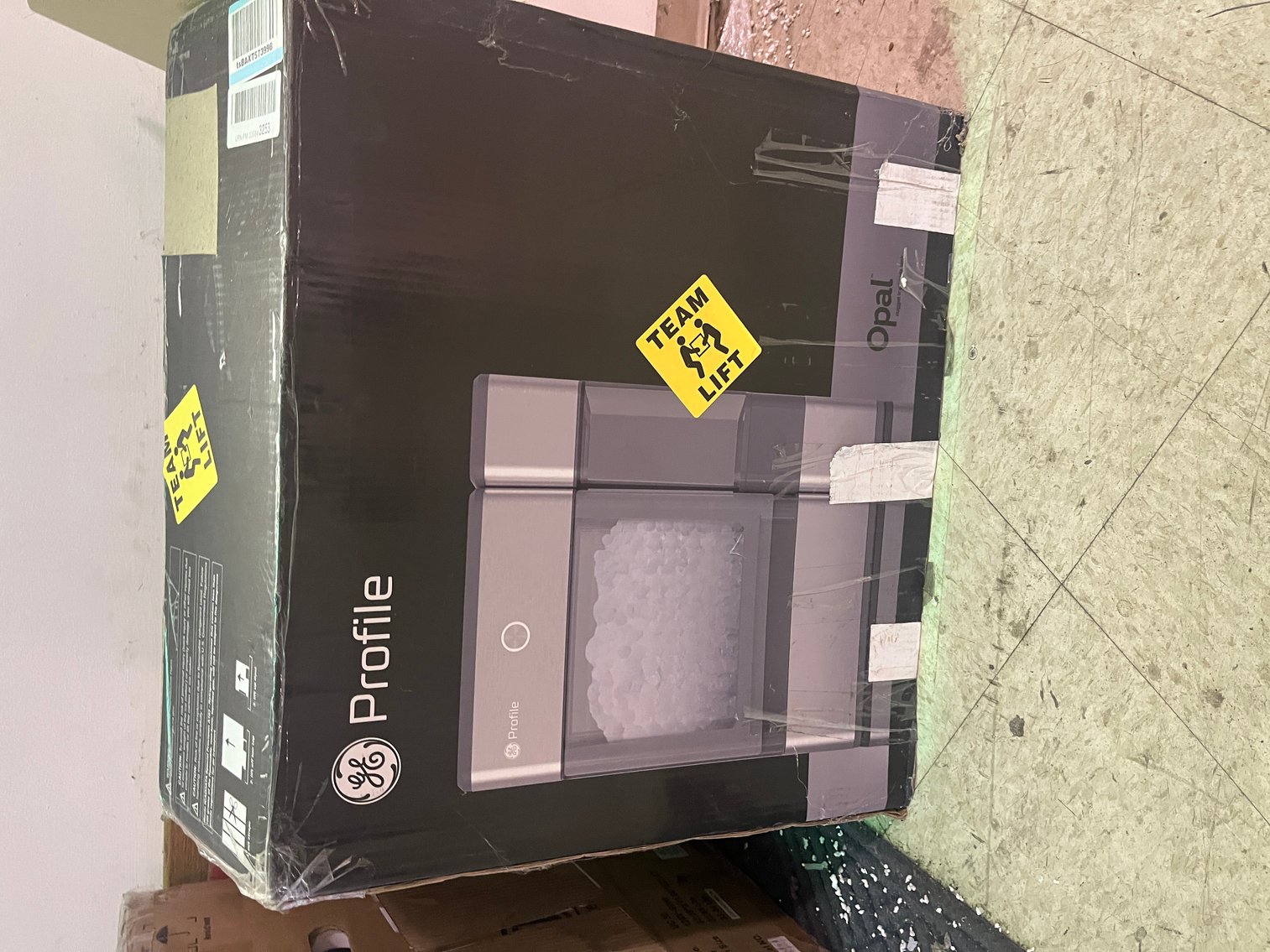 Image for St Albans, WV – Warehouse Liquidation Auction! Toyota Fork Lifts, Warehouse Carts, Pallets of Merchandise, and More!