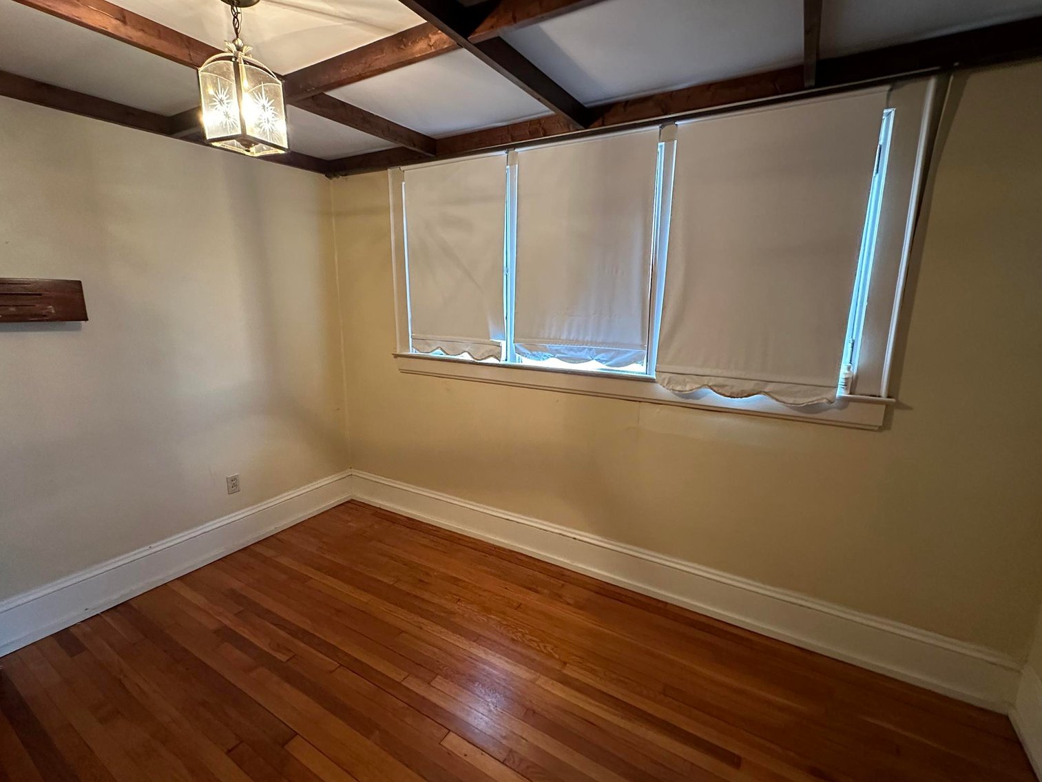 Image for SOLD $85,250 - Charming 3 Bedroom Near Edgewood in Charleston