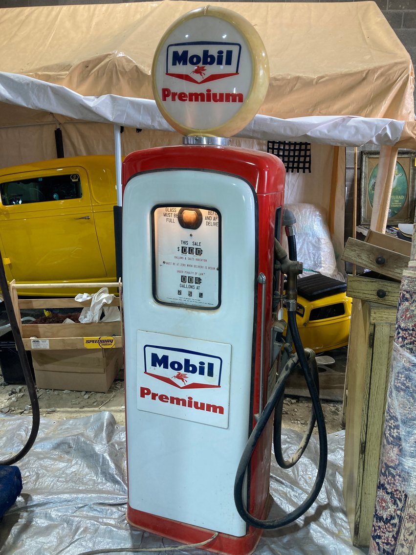 Image for Finleyville, PA - Auto/Petroleum Advertising, ’32 Pro Street Coupe, ’06 Custom Chopper, Antiques, Collectibles, and More!