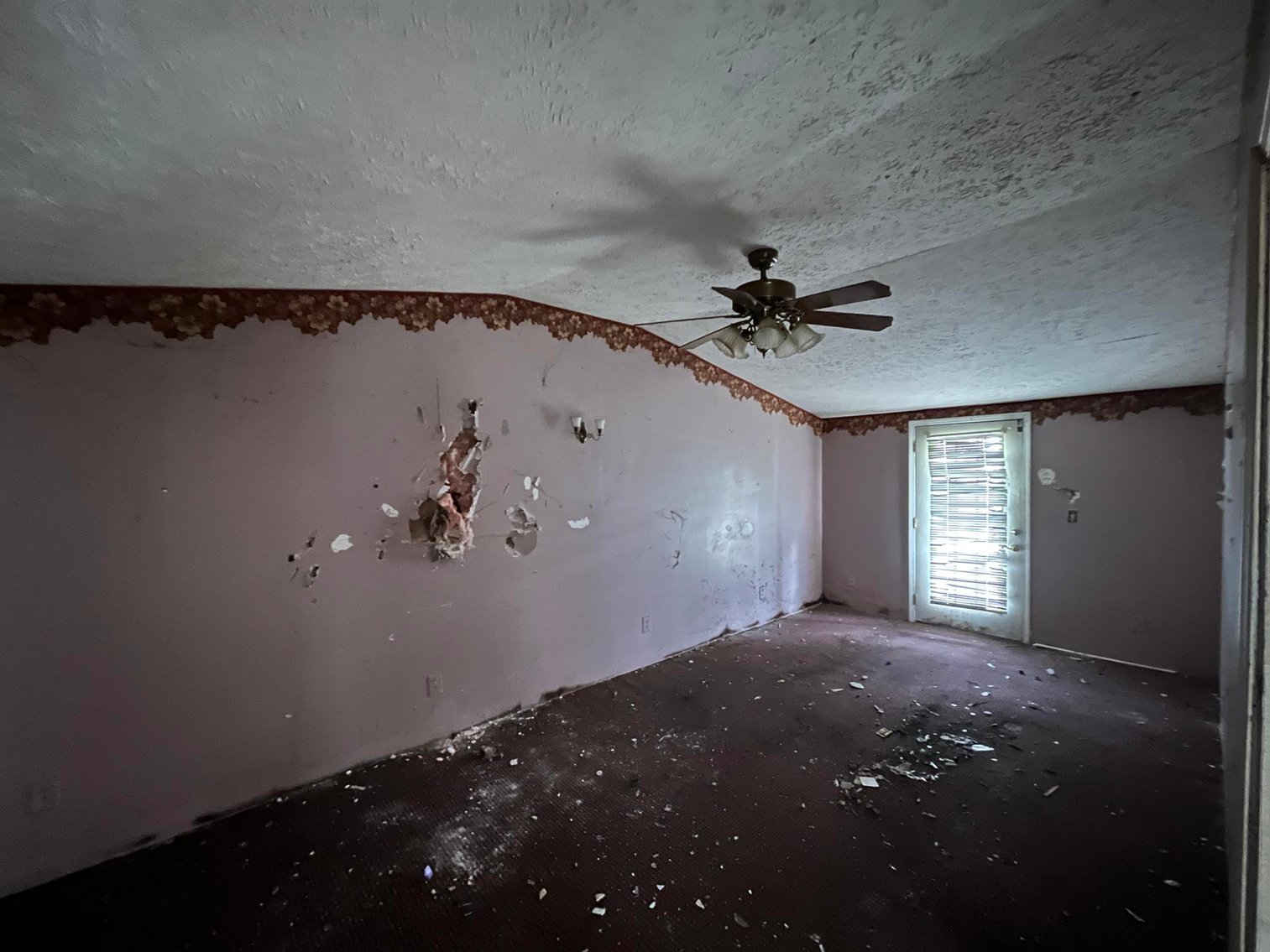 Image for SOLD $73,700 - 3 Bedroom in Morgantown Selling to the Highest Bidder