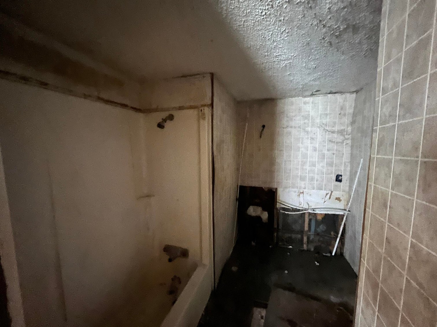 Image for SOLD $73,700 - 3 Bedroom in Morgantown Selling to the Highest Bidder