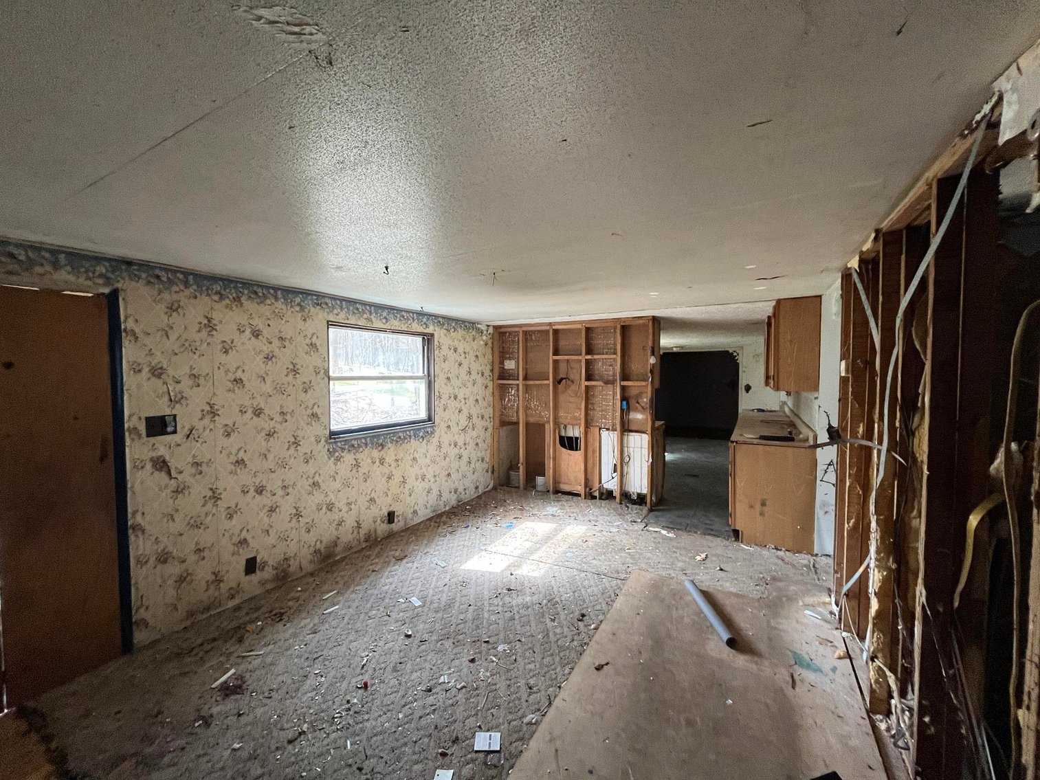 Image for SOLD $73,700 - 3 Bedroom in Morgantown Selling to the Highest Bidder